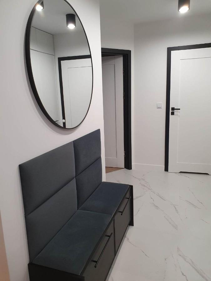 Apartament 3 Pokojowy Lub Pokoj W Mieszkaniu W Nowym Bloku Warsaw Exterior photo