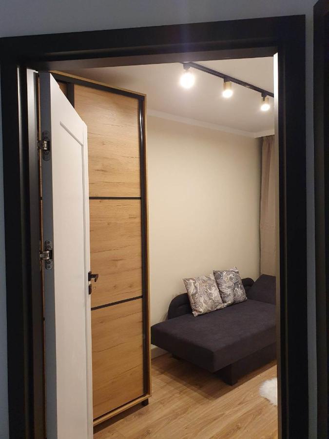 Apartament 3 Pokojowy Lub Pokoj W Mieszkaniu W Nowym Bloku Warsaw Exterior photo
